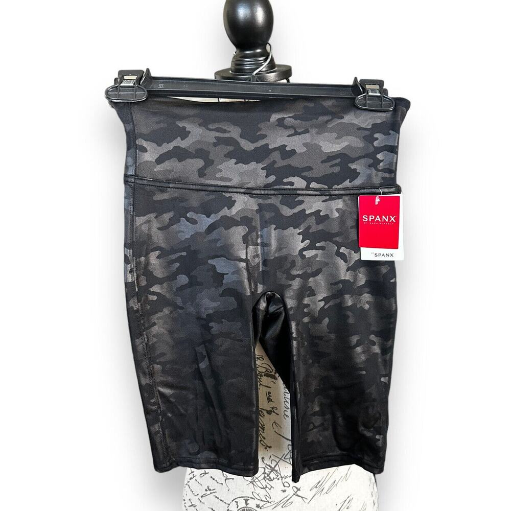 Spanx High Rise Faux Leather Bike Shorts Camo Small